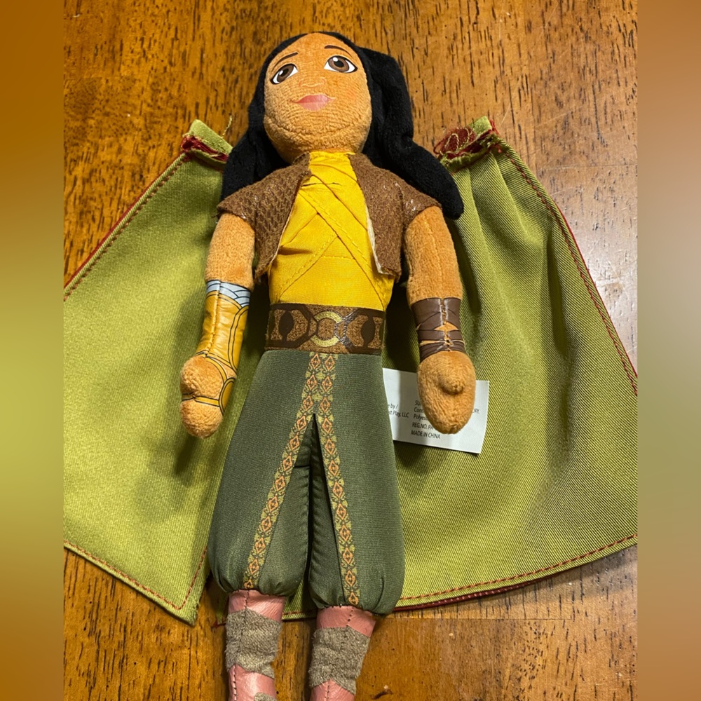 Disney Raya The Last Dragon plush. - Picture 3 of 11